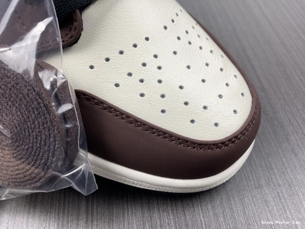 1 DC6991-200 Air Mocha Low Jordan 0821